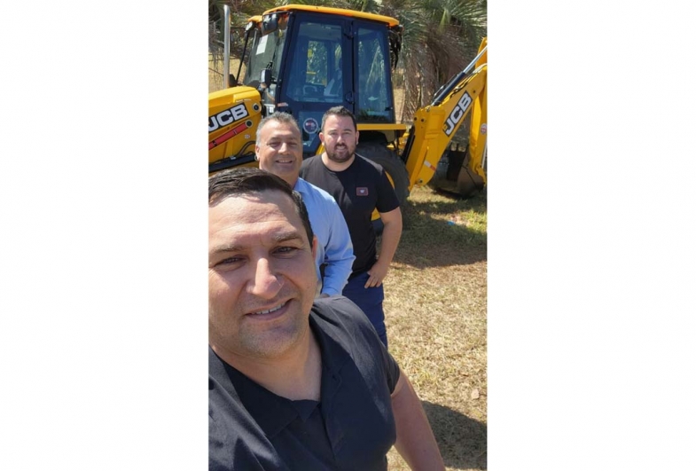 Prefeito Fábio Benini e os vereadores  Thomas Morita e Elias Lagos Alves