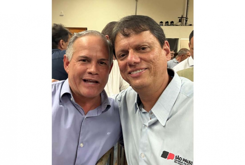Prefeito Edinho Fundão e governador  Tarcísio de Freitas