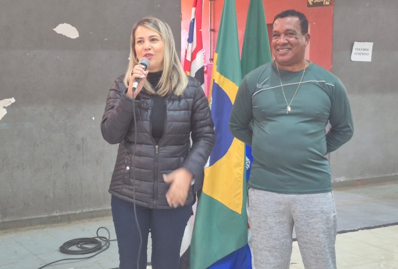 Primeira-dama Érika Araujo falou durante o evento