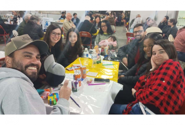 Familiares do diretor da AAVANT, Carlos Dassi