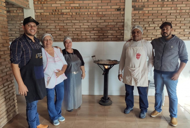 Secretário de Turismo Diego Tofanelo,  Solange, Sueli, Eliomar e Gerson