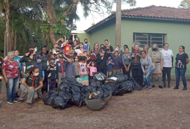 Mutirão de Limpeza preserva ribeirão e dá exemplo de conscientização em Fartura