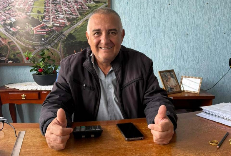 Prefeitura de Sarutaiá concede reajuste de 7% aos servidores e amplia vale-alimentação