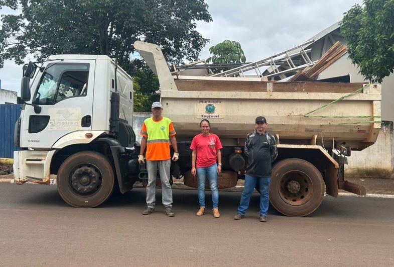 Prefeitura de Taguaí realiza mutirão de limpeza contra dengue