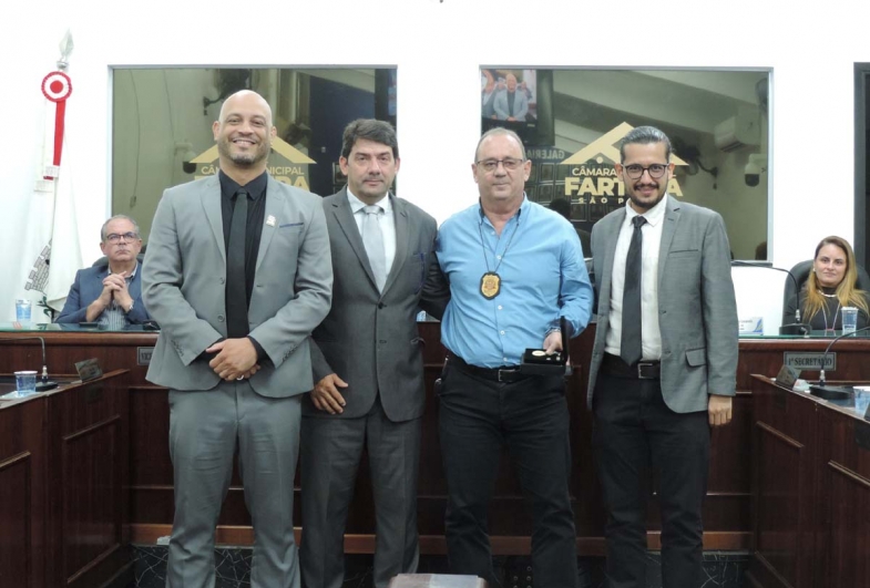 Presidente da Câmara Bruno Guazzelli, vereador Sildemar Fabro, investigador da Policia Civil Ari Sebastião  da Silva e vereador Professor Henrique