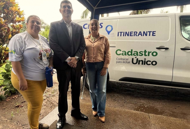 Cras Itinerante, que leva proteção social a todos os cantos, é inaugurado em Avaré