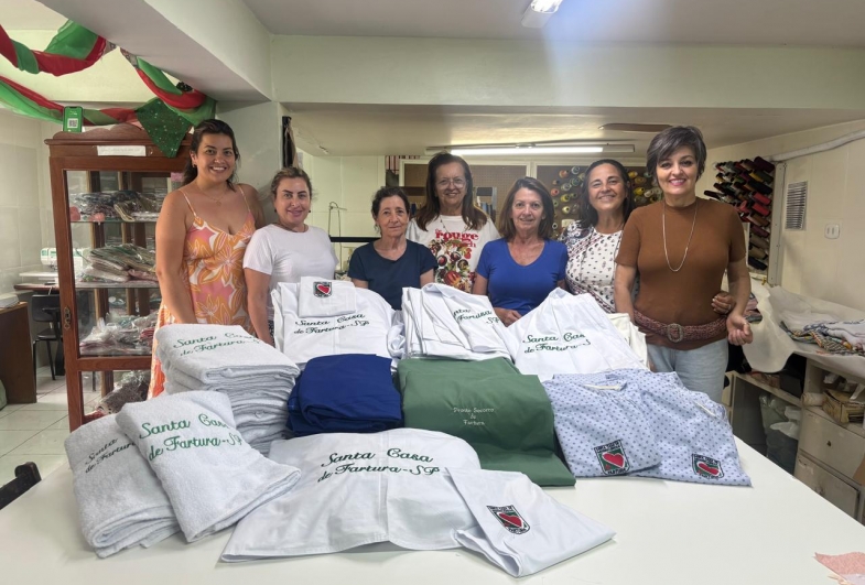 Avosc realiza nova entrega de rouparias e reforça apoio à Santa Casa de Fartura