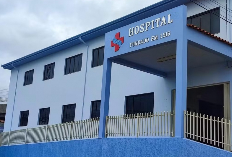 As sete vítimas envolvidas no acidente foram resgatadas e encaminhadas ao Hospital de Piraju (SP) — Foto: Divulgação/Sociedade de Beneficência