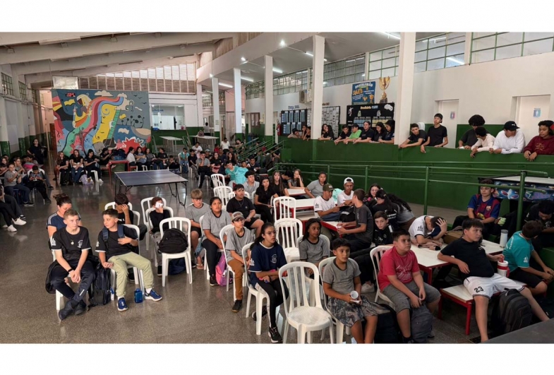 Campanha de conscientização contra dengue nas escolas em Timburi