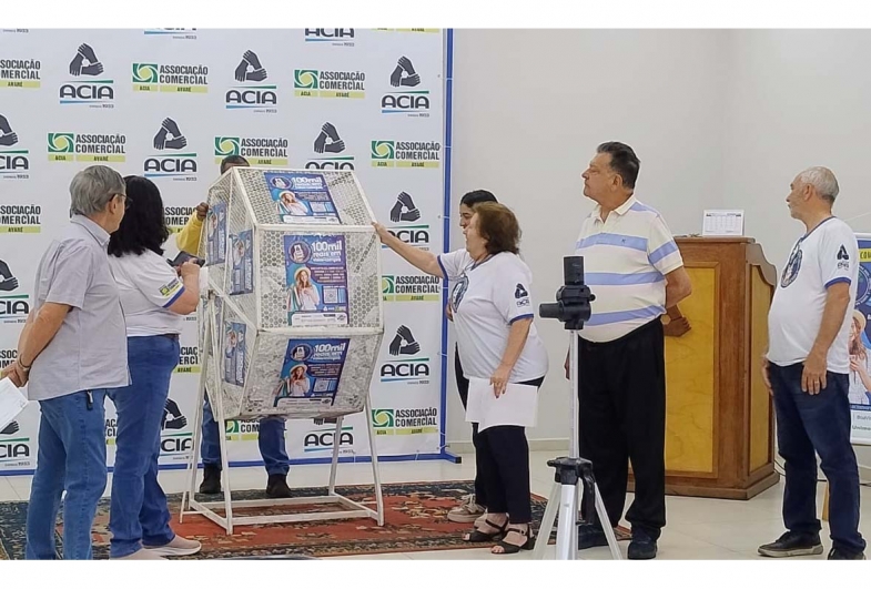 Acia realiza terceiro sorteio da Campanha Vales-Compra 2025 em Avaré