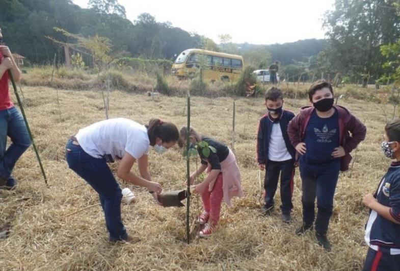 Estudantes municipais de Avaré conhecem a Nascente Modelo