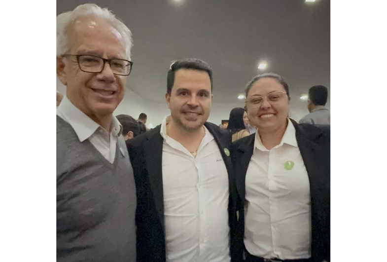 Deputado estadual Edson Giriboni, prefeito Diego do Nino, secretária de Saúde Catherine Tonon