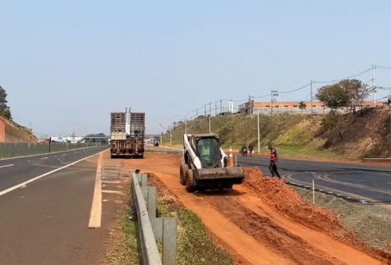 Obras interditam acesso à Rodovia João Hipólito Martins em Botucatu