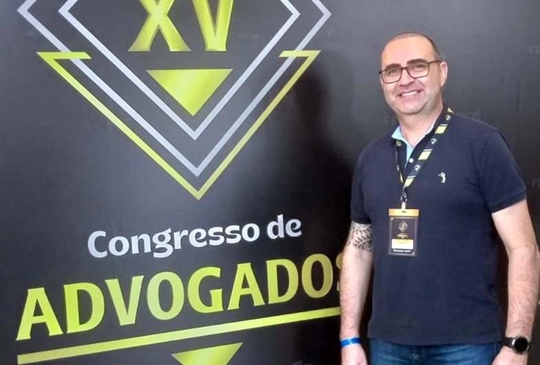 Vereador Flávio Zandoná marca presença no  Congresso dos Advogados da Fecomerciários 