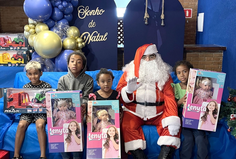 Presentes que transformam: Fundo Social emociona crianças e famílias em Avaré