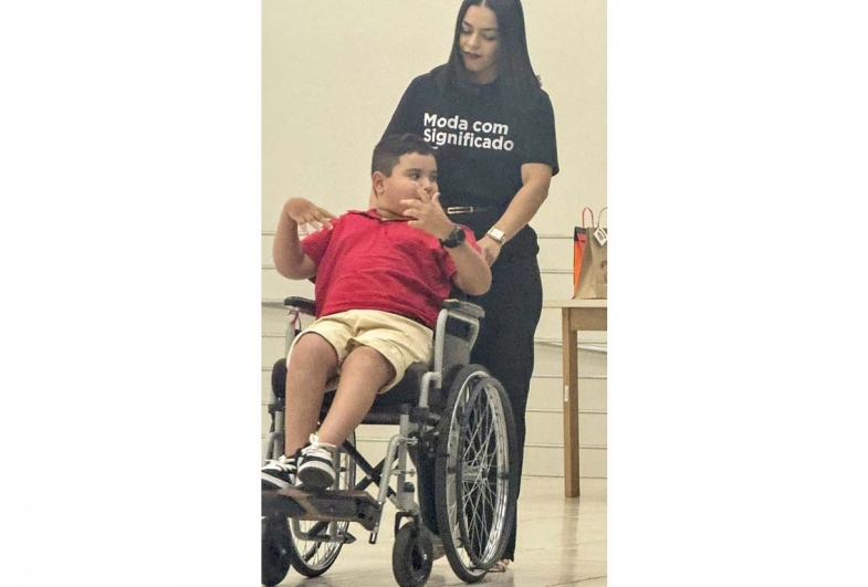 Crianças também participaram