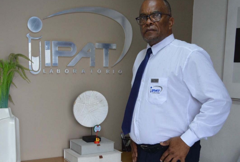 Recepcionista Valmir Brandão