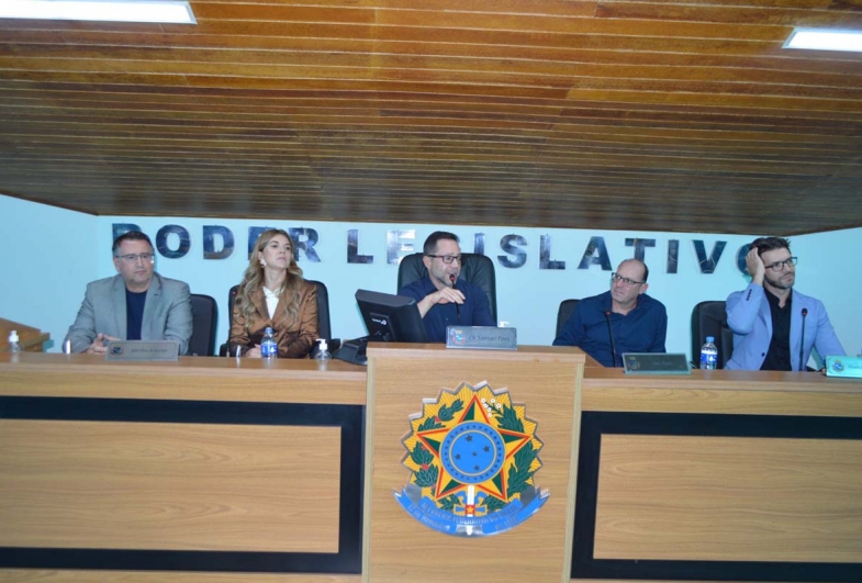 Prefeito Roberto Araujo, Vice-Reitora Jurídica, Dra. Maria Cristina Chaddad Botafogo, Reitor Dr. Alexandre Chaddad, Vice-Reitor Dr. Irineu e Dr. Welder Zamoner