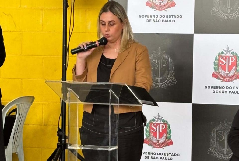 Diretora da unidade,  Juliana Gonçalves