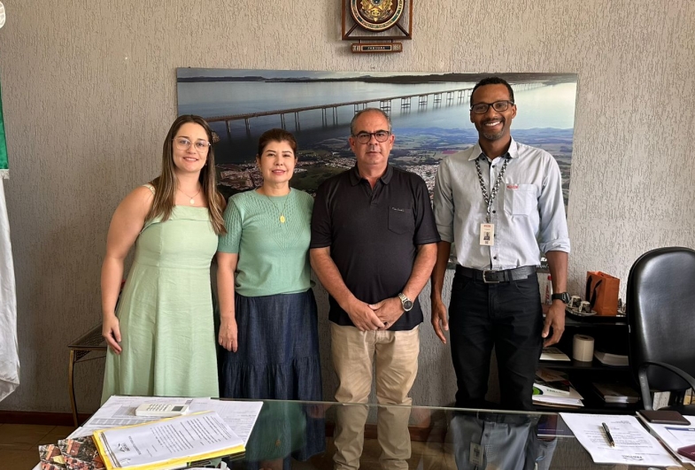 Fartura discute estratégias para ampliar qualificação profissional em parceria com o Senai