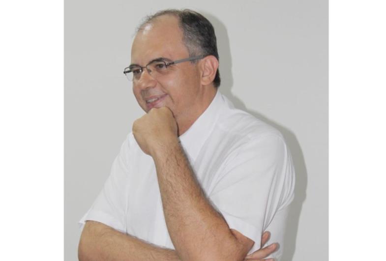 Dr. Rui Colanzi é transferido para São Paulo, mas passa bem 