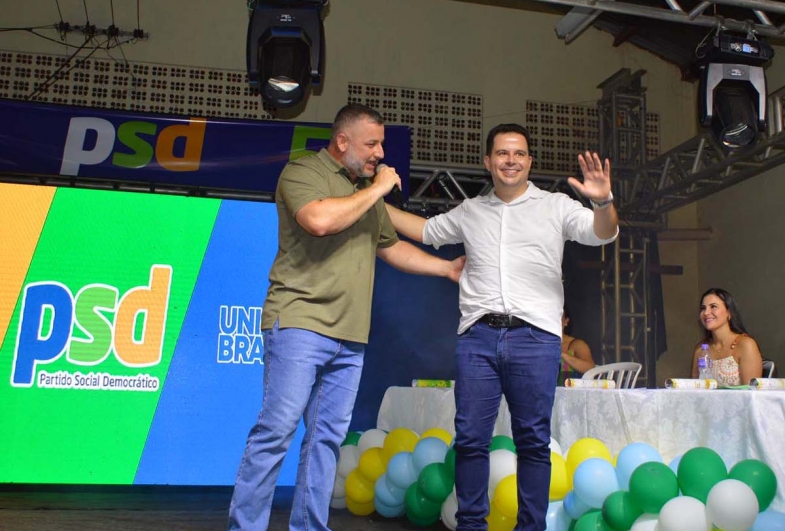Diego do Nino lança pré-candidatura a prefeito de Coronel Macedo 