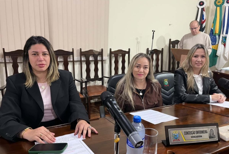 Vereadoras Ana Carla Teles, Conceiu00e7u00e3o e Camila Bagnatori