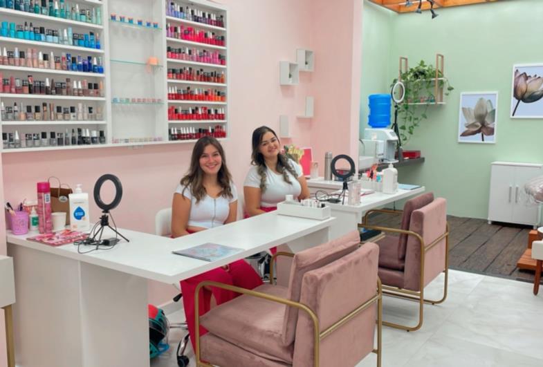 Studio Maísa Piovesan conta agora com serviço de manicure 