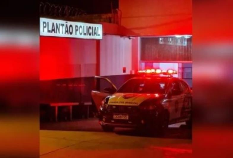 Motorista embriagado é preso após ser flagrado dirigindo em 'zigue-zague' em Itapeva