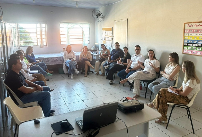Taguaí fortalece fluxo de atendimento a vítimas de violência com reunião entre profissionais de saúde