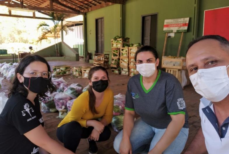 Coordenadoria de Assistência Social entrega “Cestas Verdes” para famílias em Fartura 