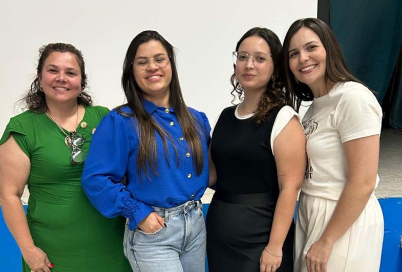 Lenita, Karine, Ana Letícia e Barbara