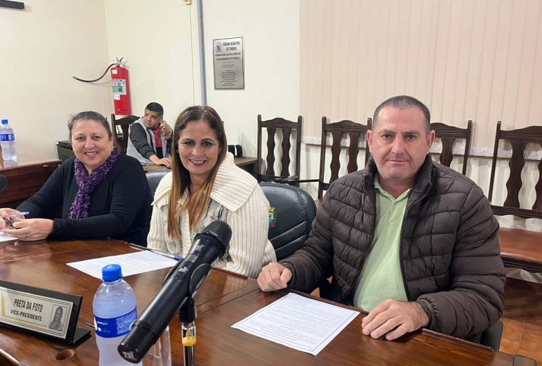Vereadoras Leila Naldi, Preta e  vereador Rivael Leme dos Santos