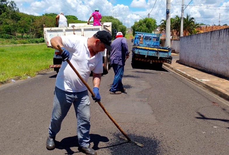 Prefeitura de Avaré reforça limpeza e manutenção de vias urbanas e rurais