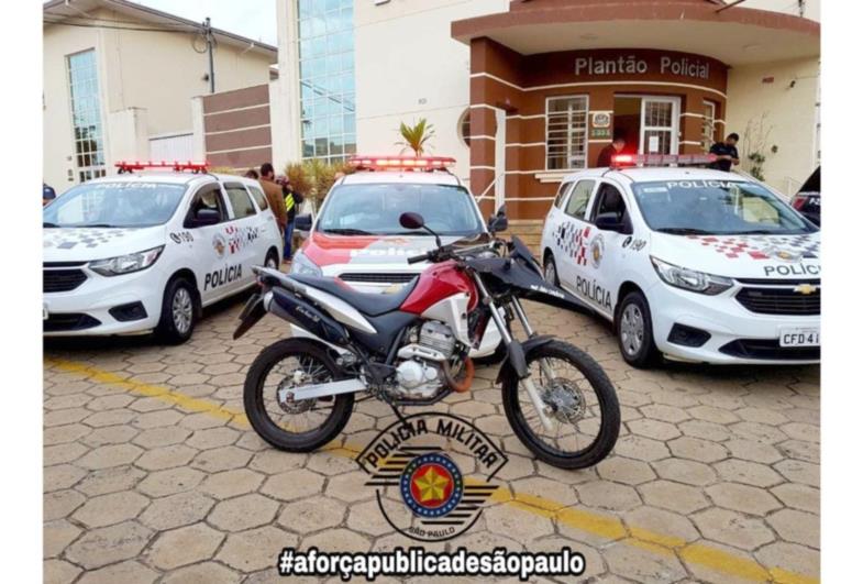 Polícia Militar recupera moto furtada em Avaré 
