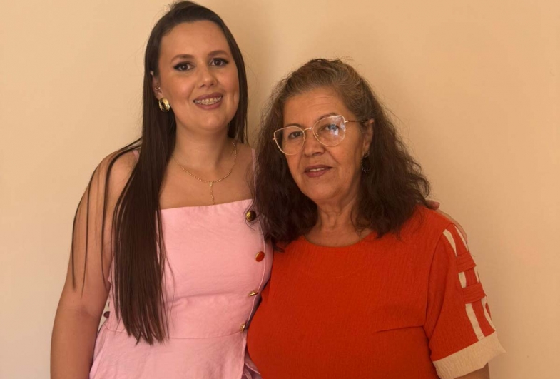 Luana com sua mãe Márcia