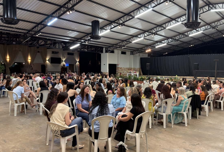 O encontro reuniu cerca de 150 mulheres