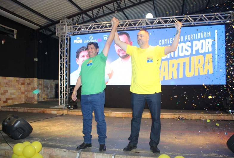 CONVENÇÃO PARTIDÁRIA “JUNTOS POR FARTURA”  Luciano Filé e Doriveti Gabriel oficializam candidatura à prefeitura de Fartura em evento grandioso