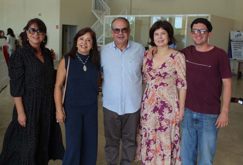 Carmem Lúcia, Silvana, Marcão, Elisangela e Daniel