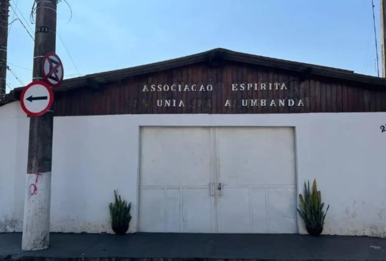 Adolescente é internado e outras pessoas ficam feridas após incêndio em templo religioso