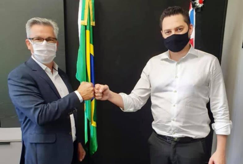 Isnar se reúne com o secretário Marco Vinholi em São Paulo