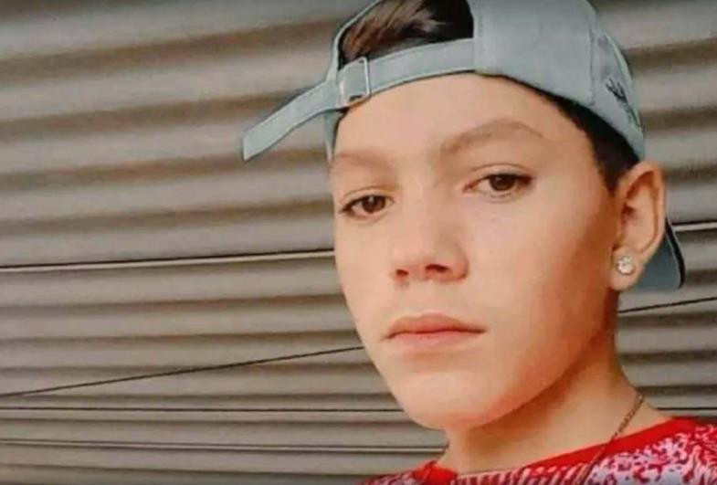 Adolescente morre atropelado por moto e carro em rodovia de Itaí