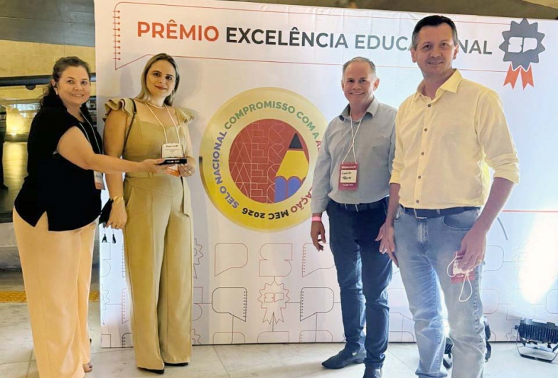 Lenita Secretária da Educação, Bruna  Supervisora de Ensino, Edinho Fundão e Rafael