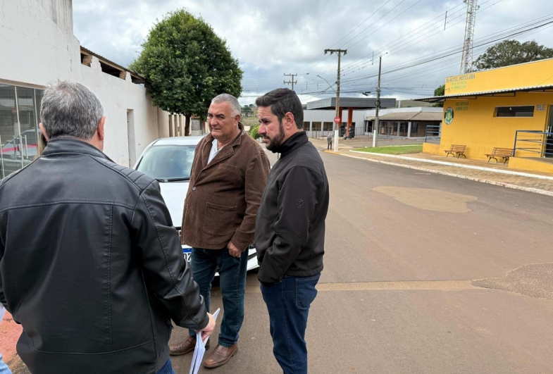 O espaço do projeto ficará em frente à praça Adolfo Ramos da Silva