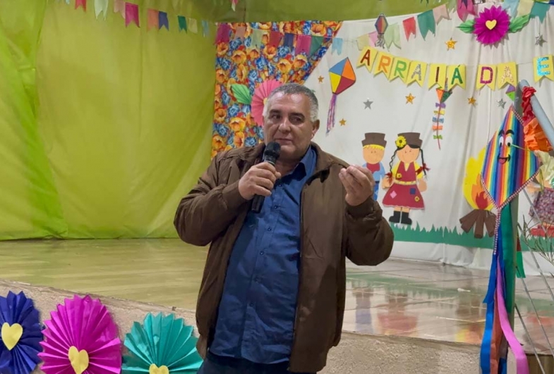 O prefeito João parabenizou  a escola e destacou o  empenho da gestão em  investir na educação