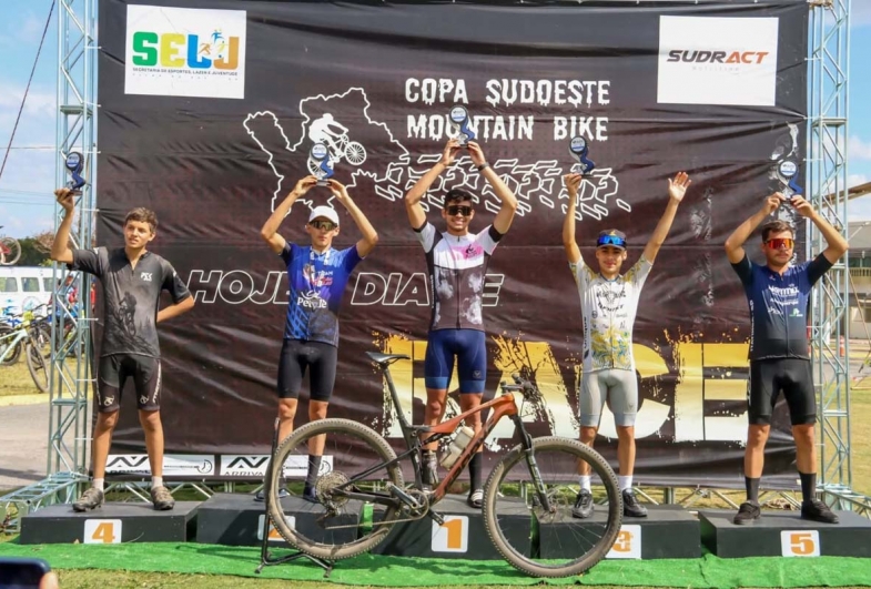 João Vitor Scalize se destaca na Copa Sudoeste de MTB e leva Avaré ao pódio estadual