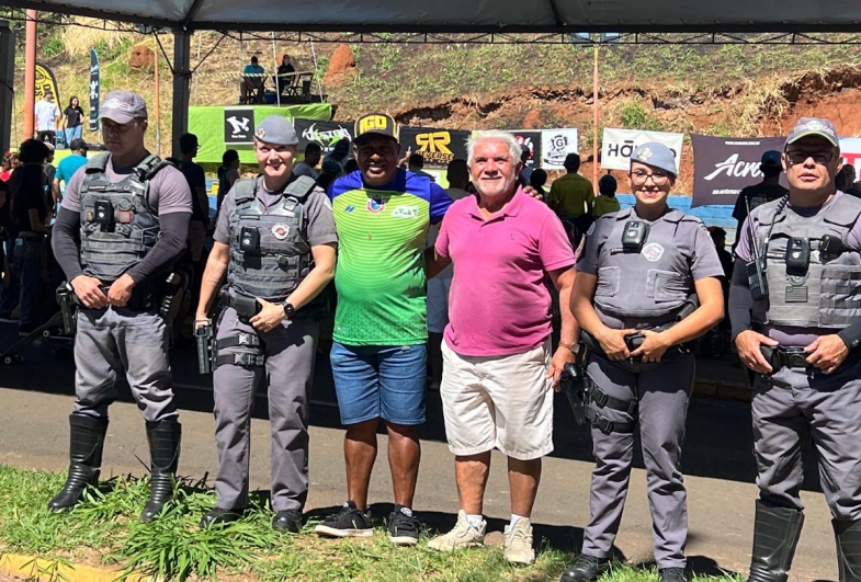 Policiais militares deram apoio ao evento