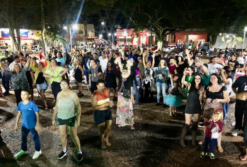 Edição de Carnaval do Culturarte é sucesso na Praça 9 de Julho