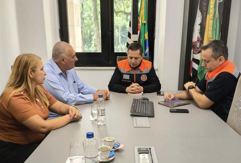 Prefeito e primeira dama participaram de reunião na Defesa Civil