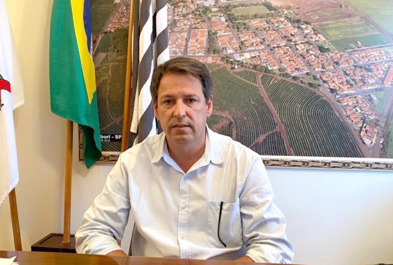 Tribunal de Justiça de São Paulo suspende o pedido de cassação do prefeito de Timburi